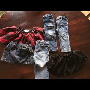 Bundle of 12 - 18 month bottoms (skirts & jeans)